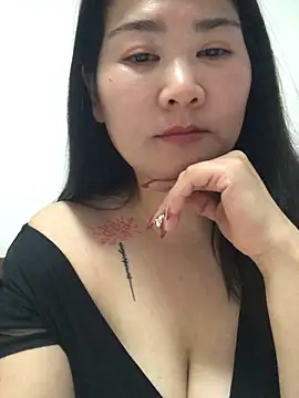 mengmeng888 online show from November 25, 2025, 11:54 am