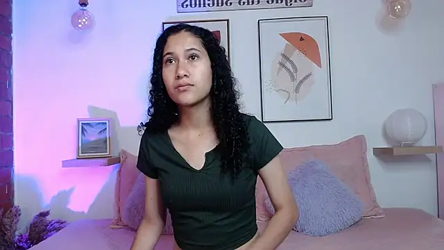 blackvelvetx69 online show from November 14, 2025, 1:21 pm