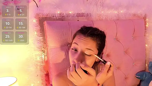 Snapshot of Darapresley777_ chatting on December 2, 2025, 1:39 pm Darapresley777 online show from December 2, 2025, 1:39 pm