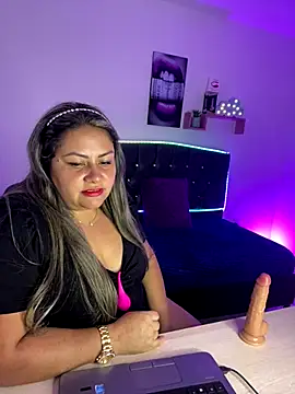 DALILA EF online show from November 26, 2025, 10:00 pm