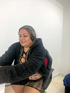 DALILA EF online show from December 4, 2025, 2:54 am