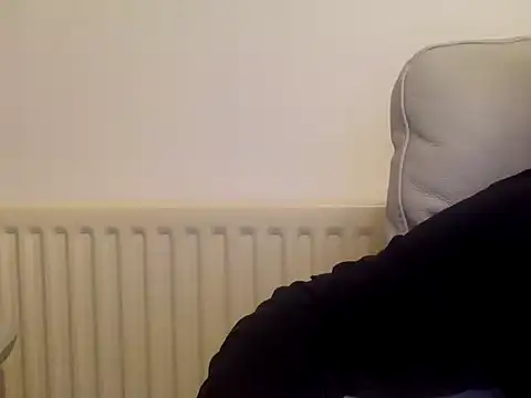 Snapshot of Ivaninyou chatting on November 14, 2025, 4:44 am Ivaninyou online show from November 14, 2025, 4:44 am