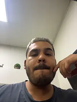 Snapshot of KevinSpenser chatting on November 14, 2025, 7:29 am KevinSpenser online show from November 14, 2025, 7:29 am