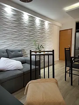 Snapshot of BelleRune chatting on February 15, 2025, 7:17 pm BelleRune online show from February 15, 2025, 7:17 pm