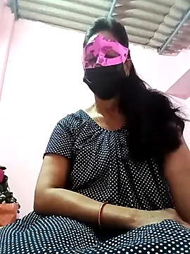 Nisha  19 online show from November 29, 2025, 3:48 pm