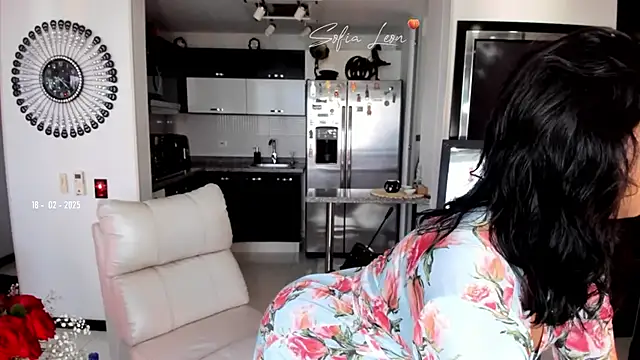 Snapshot of sofiasexhot chatting on February 18, 2025, 1:22 pm sofiasexhot online show from February 18, 2025, 1:22 pm