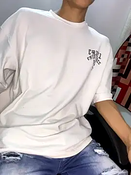 Andre 81q online show from November 19, 2025, 1:27 am