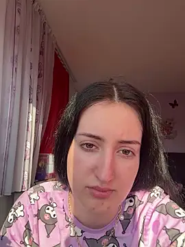 Snapshot of elenaalena chatting on December 14, 2025, 12:10 pm elenaalena online show from December 14, 2025, 12:10 pm