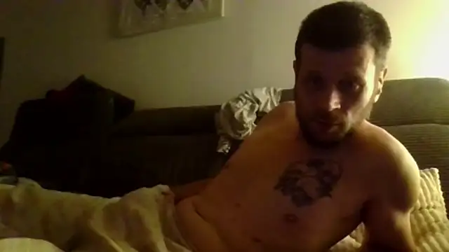 Snapshot of HoTPascal87 chatting on November 21, 2025, 1:26 am HoTPascal87 online show from November 21, 2025, 1:26 am