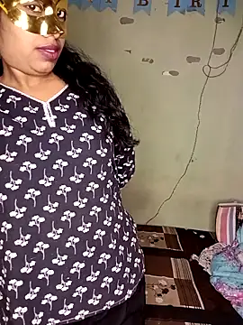 Snapshot of ATRANGI_NEHA chatting on November 25, 2025, 5:40 am ATRANGI NEHA online show from November 25, 2025, 5:40 am