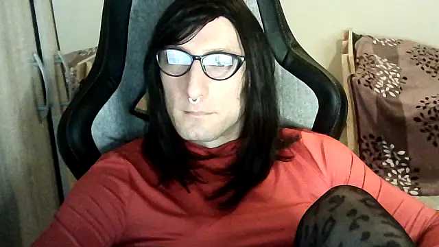 Snapshot of MissDianaWinter chatting on November 24, 2025, 5:23 pm MissDianaWinter online show from November 24, 2025, 5:23 pm