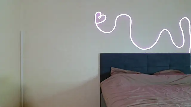 Snapshot of eva_vuv chatting on November 22, 2025, 5:01 pm eva vuv online show from November 22, 2025, 5:01 pm