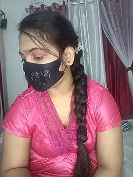 Ms Neha Quyen 25 online show from December 4, 2025, 7:44 pm