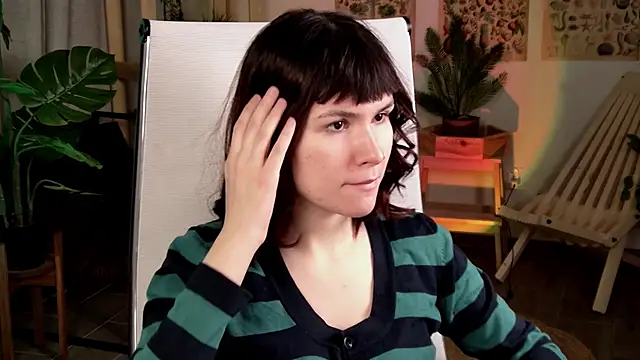 Snapshot of RickiOwens chatting on December 15, 2025, 6:39 am RickiOwens online show from December 15, 2025, 6:39 am