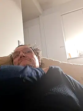 Snapshot of Dantekp chatting on November 26, 2025, 5:14 pm Dantekp online show from November 26, 2025, 5:14 pm