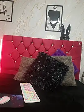 Snapshot of Miabellaksh chatting on November 18, 2025, 1:37 pm Miabellaksh online show from November 18, 2025, 1:37 pm