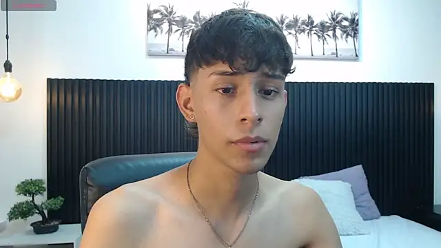 Snapshot of DraxBlade09 chatting on November 20, 2025, 8:30 pm DraxBlade09 online show from November 20, 2025, 8:30 pm