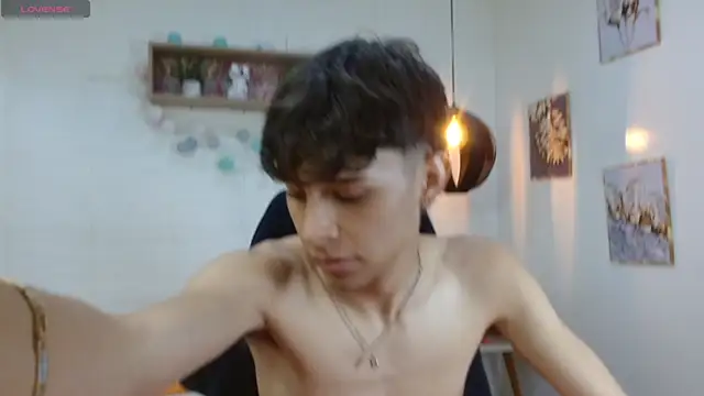 Snapshot of DraxBlade09 chatting on November 27, 2025, 8:22 pm DraxBlade09 online show from November 27, 2025, 8:22 pm