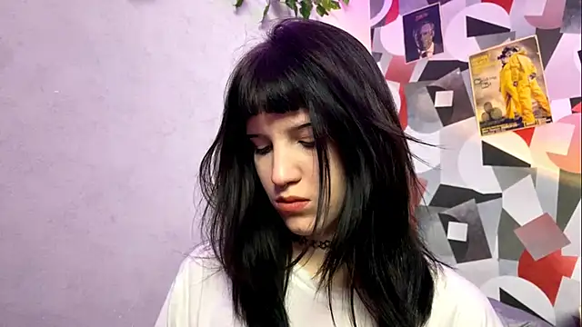 PikmiSmile online show from November 23, 2025, 3:12 pm