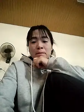 Xuca-bits online show from December 4, 2025, 4:55 am