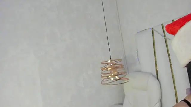 alicia dominic online show from November 20, 2025, 3:07 am