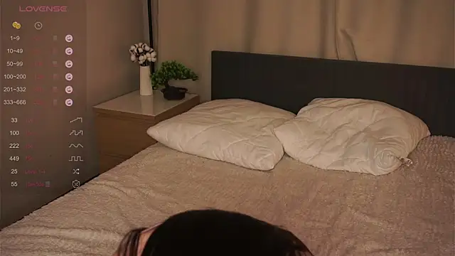 Snapshot of LeeHartrick chatting on December 4, 2025, 5:54 pm LeeHartrick online show from December 4, 2025, 5:54 pm