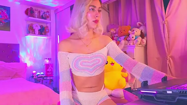 Snapshot of MadamBarbiee chatting on December 15, 2025, 1:10 am MadamBarbiee online show from December 15, 2025, 1:10 am