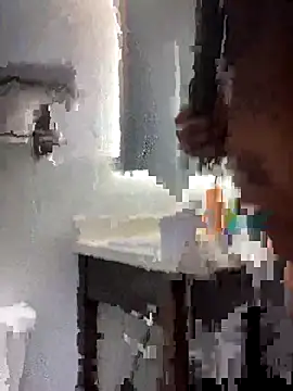 Snapshot of FreakiiNikki_26 chatting on November 20, 2025, 10:53 pm FreakiiNikki 26 online show from November 20, 2025, 10:53 pm