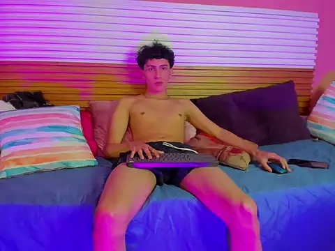 oni dude117620 online show from November 20, 2025, 8:19 pm