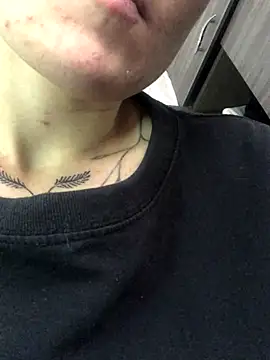 Snapshot of megan_NL chatting on November 20, 2025, 7:46 pm megan NL online show from November 20, 2025, 7:46 pm