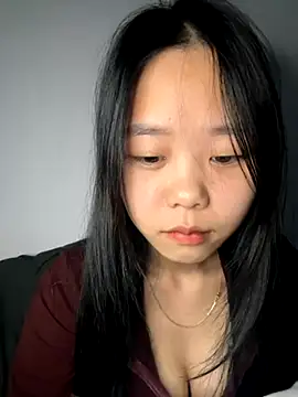 Kiee-lee online show from November 29, 2025, 3:59 pm