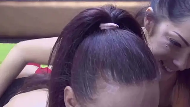 Snapshot of JasminAndAlyssa chatting on November 28, 2025, 2:47 am JasminAndAlyssa online show from November 28, 2025, 2:47 am