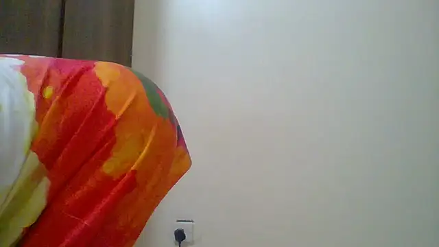 Snapshot of BellaStormi chatting on December 3, 2025, 3:47 am BellaStormi online show from December 3, 2025, 3:47 am