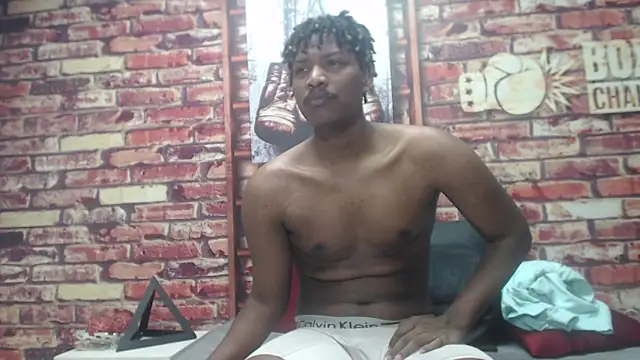 Snapshot of BlackAndAxel chatting on December 3, 2025, 10:41 pm BlackAndAxel online show from December 3, 2025, 10:41 pm