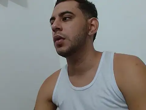 pinky 7 online show from November 21, 2025, 3:44 pm