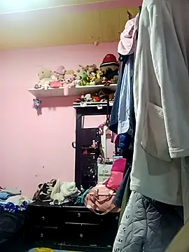 Snapshot of Chantal_sex22 chatting on December 13, 2025, 8:14 pm Chantal sex22 online show from December 13, 2025, 8:14 pm