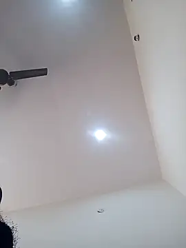 Lovely girl- online show from November 21, 2025, 7:51 am