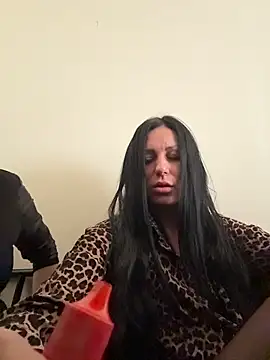 Snapshot of VaryaRose chatting on December 2, 2025, 6:08 am VaryaRose online show from December 2, 2025, 6:08 am