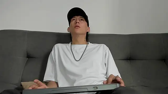 Snapshot of Darsel_night chatting on December 2, 2025, 7:53 pm Darsel night online show from December 2, 2025, 7:53 pm