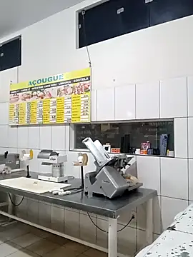 Snapshot of RobertoLuiz84 chatting on December 18, 2025, 8:04 pm RobertoLuiz84 online show from December 18, 2025, 8:04 pm