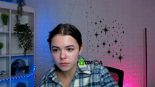 maddycats online show from November 28, 2025, 1:47 pm