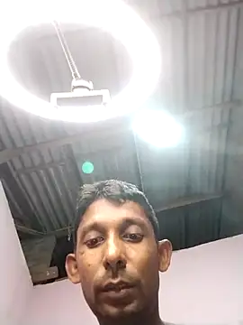 Snapshot of shan-mali chatting on December 13, 2025, 8:36 pm shan-mali online show from December 13, 2025, 8:36 pm