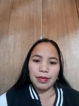 Tisami-suca online show from November 26, 2025, 3:40 am