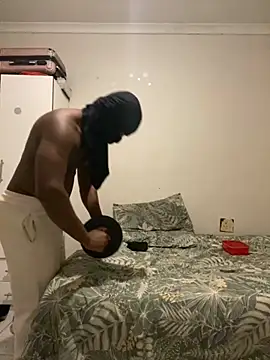 Snapshot of RANDOMKIND chatting on November 22, 2025, 9:03 pm RANDOMKIND online show from November 22, 2025, 9:03 pm