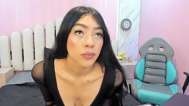 Snapshot of DAKOTA_SAKURA chatting on December 2, 2025, 1:05 pm DAKOTA SAKURA online show from December 2, 2025, 1:05 pm