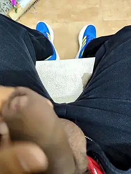 Snapshot of desi_alpha_boy chatting on December 1, 2025, 11:37 am desi alpha boy online show from December 1, 2025, 11:37 am