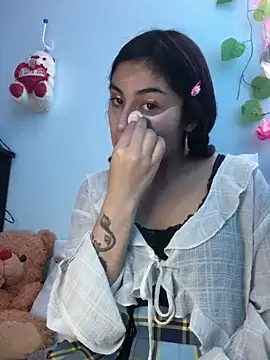 Miharu  online show from December 13, 2025, 9:09 pm