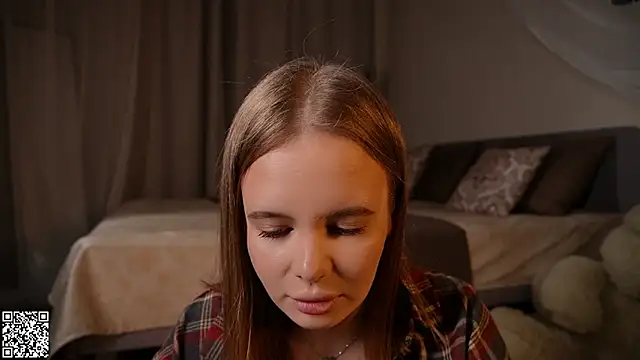 iamclaire online show from November 30, 2025, 8:35 pm