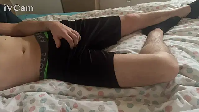 Snapshot of nightbound99 chatting on December 14, 2025, 12:10 pm nightbound99 online show from December 14, 2025, 12:10 pm