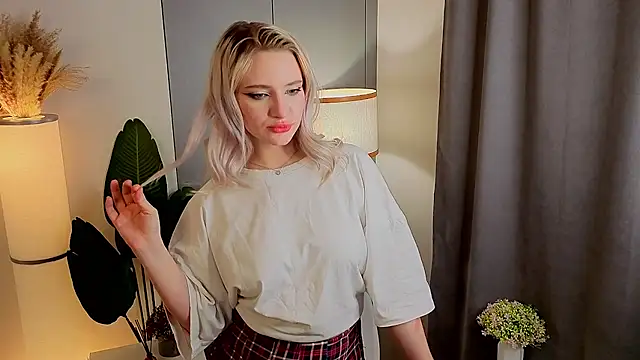 Snapshot of DorthaDunt chatting on November 30, 2025, 11:31 pm DorthaDunt online show from November 30, 2025, 11:31 pm